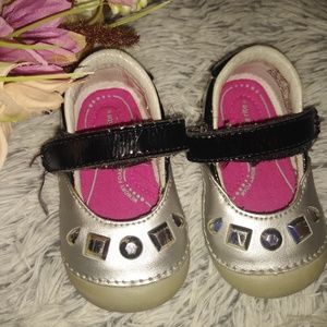Silver/BLK Mary janes